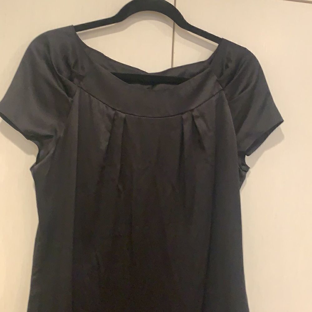 Satin open back black dress - Picture 2 of 13